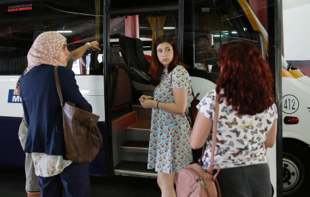 La estación de autobuses de Vigo se despereza