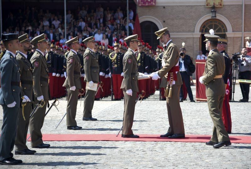 Visita de Felipe VI a la Academia General Militar de Zaragoza