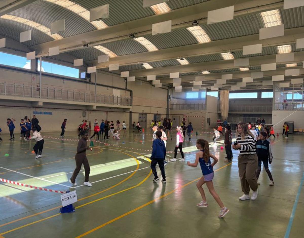 Más de 300 escolares participaron en el torneo de datchball celebrado en Calatorao. | SERVICIO ESPECIAL