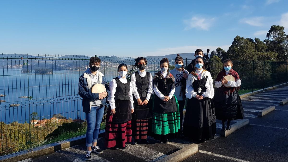 Experiencia y modernidad son así la base de la educación que Colegio Vigo proporciona a sus alumnos en su oferta que alcanza desde Educación Infantil, Primaria, Secundaria, Bachillerato y Formación Profesional.