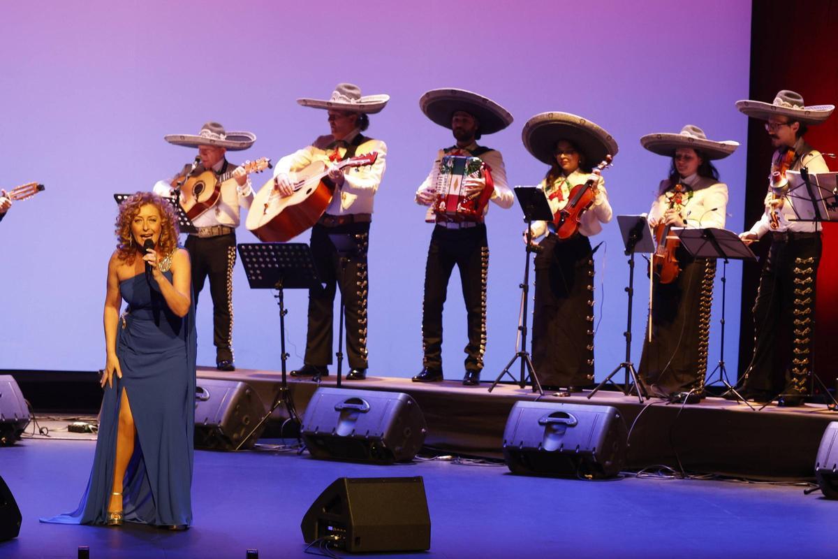 El concierto de Mina Longo en Gijón, en imágenes