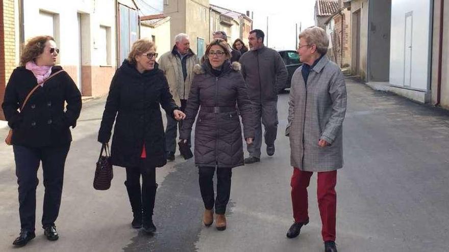 Martín Pozo visita las obras ejecutadas en Fuentelapeña