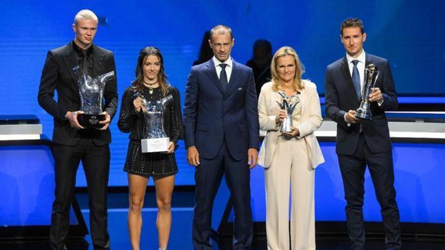 Haaland premiado como mejor jugador y Guardiola como mejor entrenador, según la UEFA