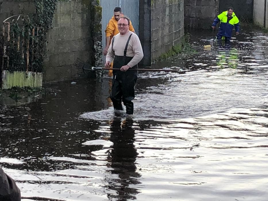 Los efectos de las intensas lluvias en O Grove.