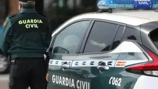 Un home mata dos menors amb els quals s'havia atrinxerat a Granada i se suïcida