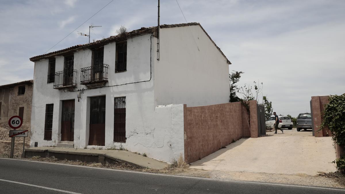 Investigan el asesinato de una mujer en Alzira como posible crimen machista.