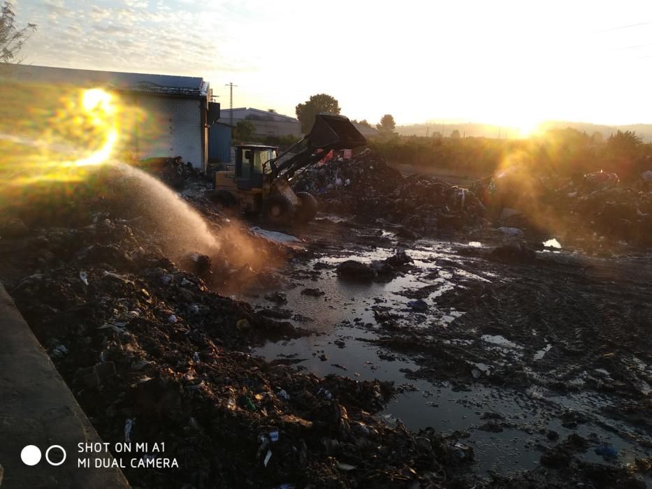 Segundo incendio de una fábrica de reciclaje de la Pobla Llarga