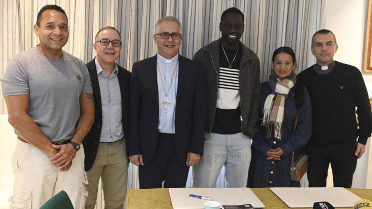 Antonio Barney,  Jesús M. Carracedo, Antonio Valín,  Birama Ndong, María Isabel Barrios y Alberto Montes.