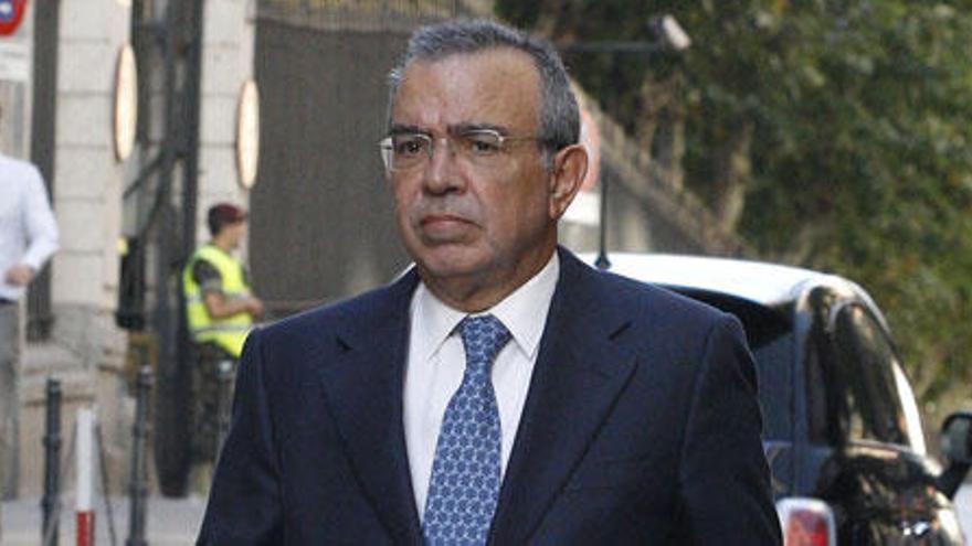 Prisión bajo fianza de 1,5 millones para el ex director general de la CAM López Abad
