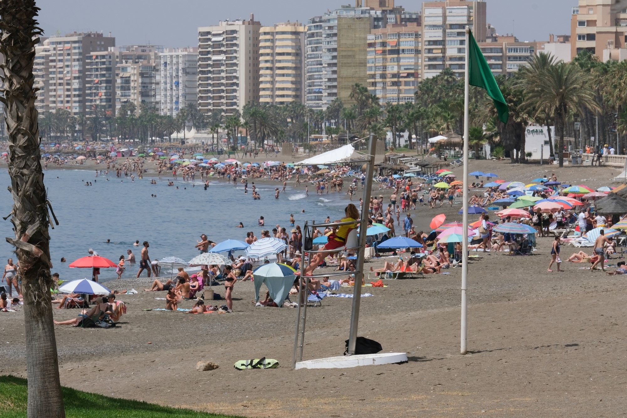 Las playas de Málaga, llenas en el primer domingo de julio