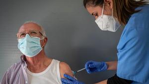 ¿Té la segona dosi de la vacuna de la Covid més efectes secundaris que la primera?