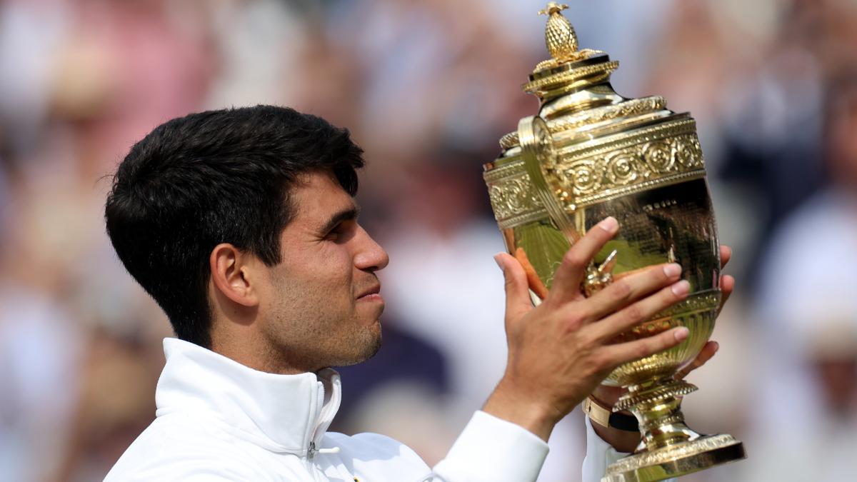 Carlos Alcaraz afronta la presente edición de Wimbledon como defensor del título