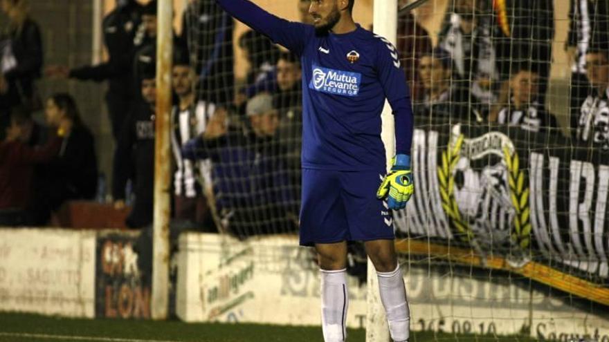 Álvaro Campos: &quot;La Peña Deportiva está obligada y debemos aprovechar su ansiedad&quot;