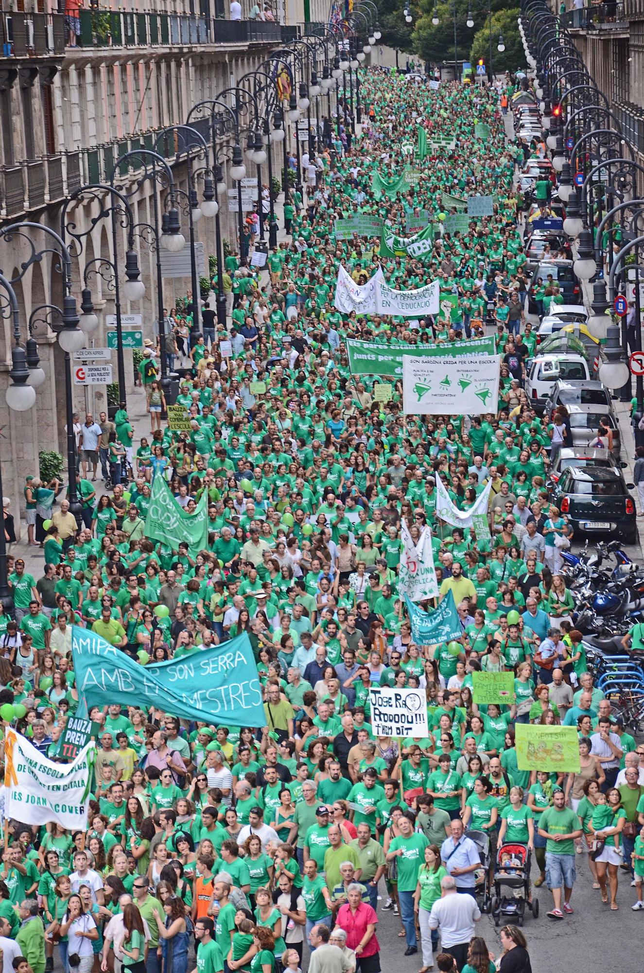 FOTOS | Se cumplen 10 años de la gran manifestcación contra el TIL en Palma