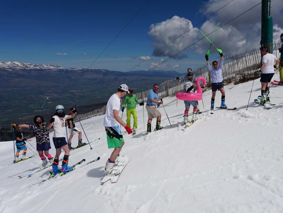 Masella tanca la temporada d'esquí amb màniga curta