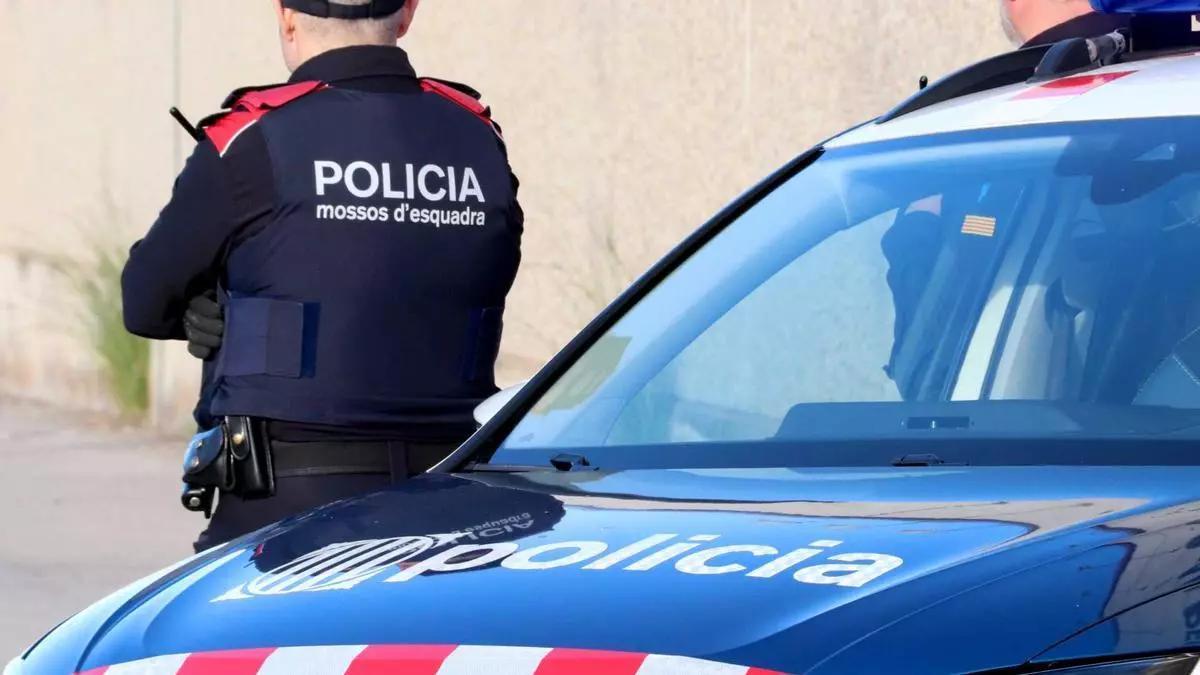 Agentes de los Mossos d'Esquadra, en una imagen de archivo.