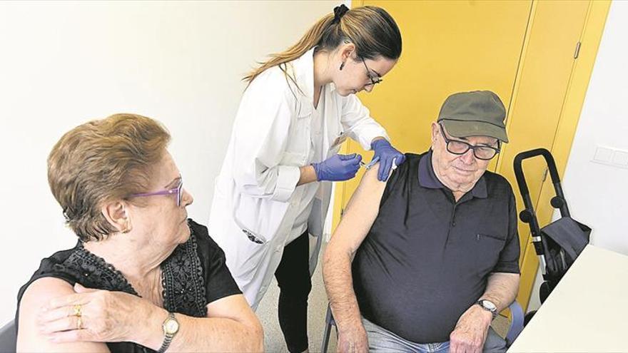 Sanidad comprará más vacunas antigripales al prever más solicitudes por miedo al covid