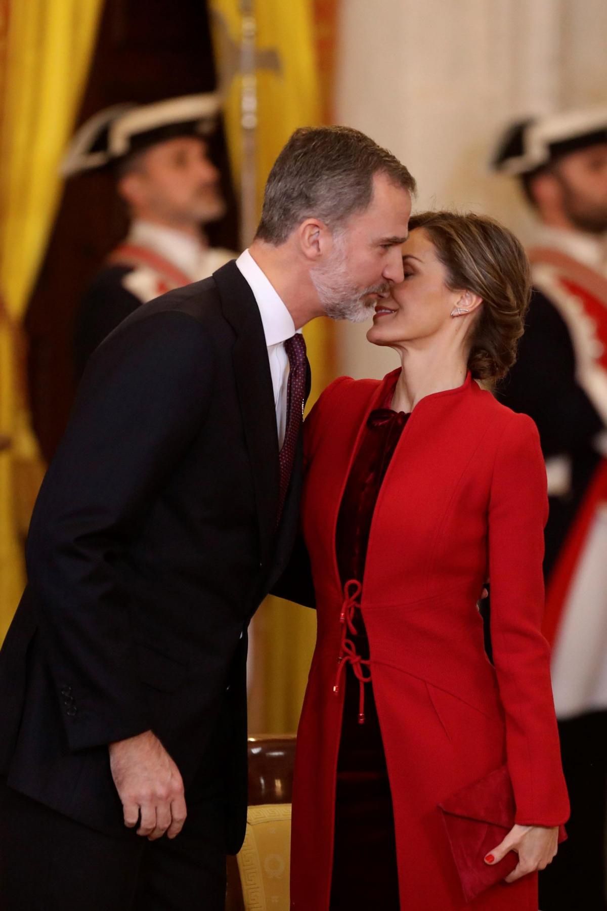 La princesa Leonor recibe el Toisón de Oro de manos de Felipe VI