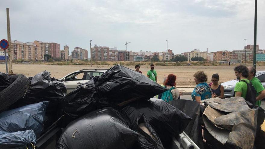 La basura recogida por los voluntarios.