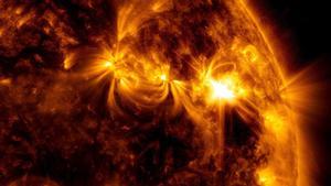 El Observatorio de Dinámica Solar de la NASA captó esta imagen de una erupción solar el 10 de enero de 2023.
