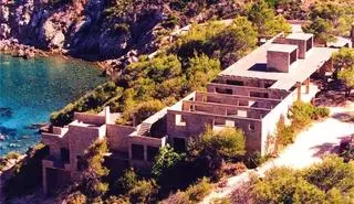 Sant Joan quiere comprar las ruinas de Cala d´en Serra para demolerlas