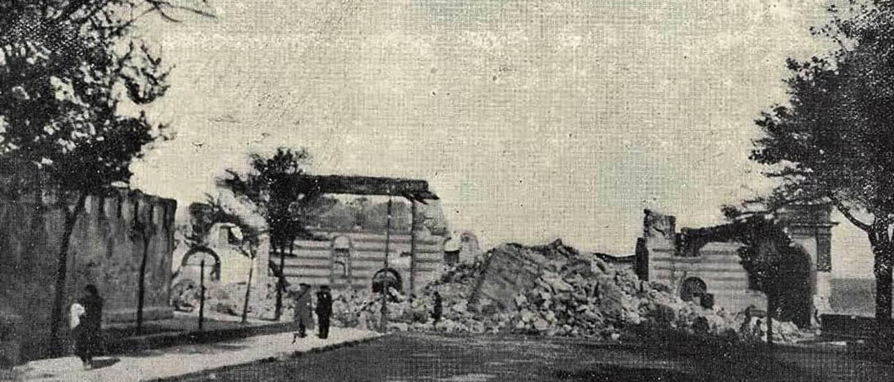 Ruinas de la parroquia de San Pedro.