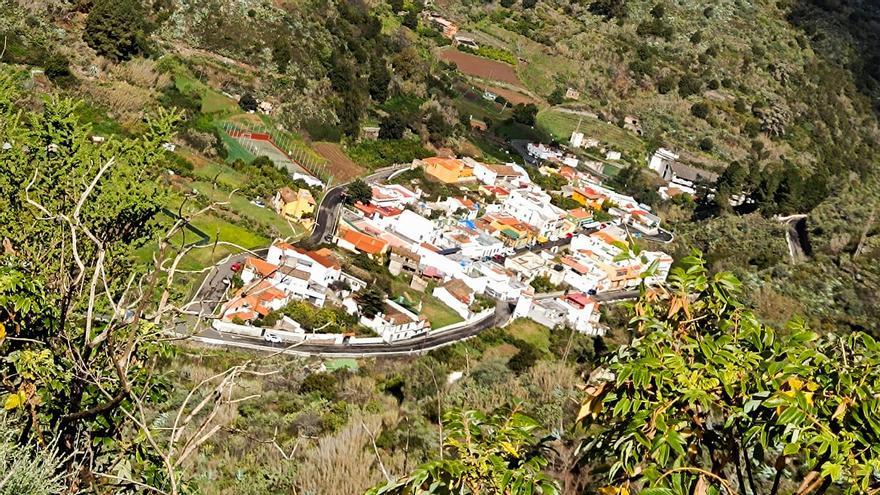 Valleseco rehabilita 88 casas en el núcleo agrícola de Valsendero