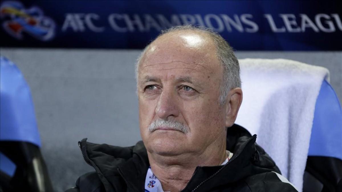 Scolari se despidió de Paulinho con un emotivo mensaje