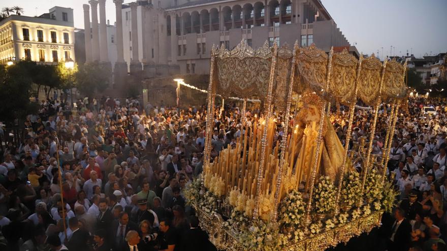 Traslado de la Virgen de La Paz a la Catedral en la previa de su coronación