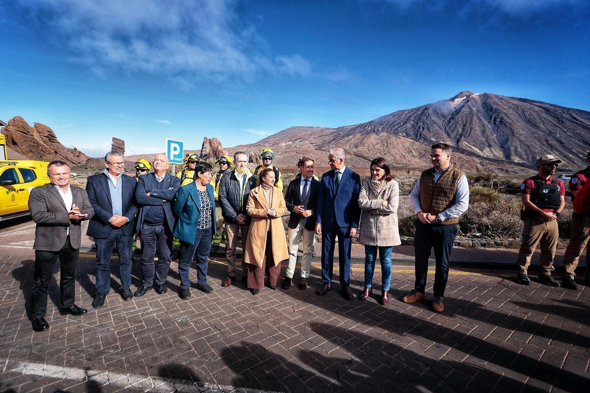 Firma de la transferencia de competencias del Parque Nacional del Teide