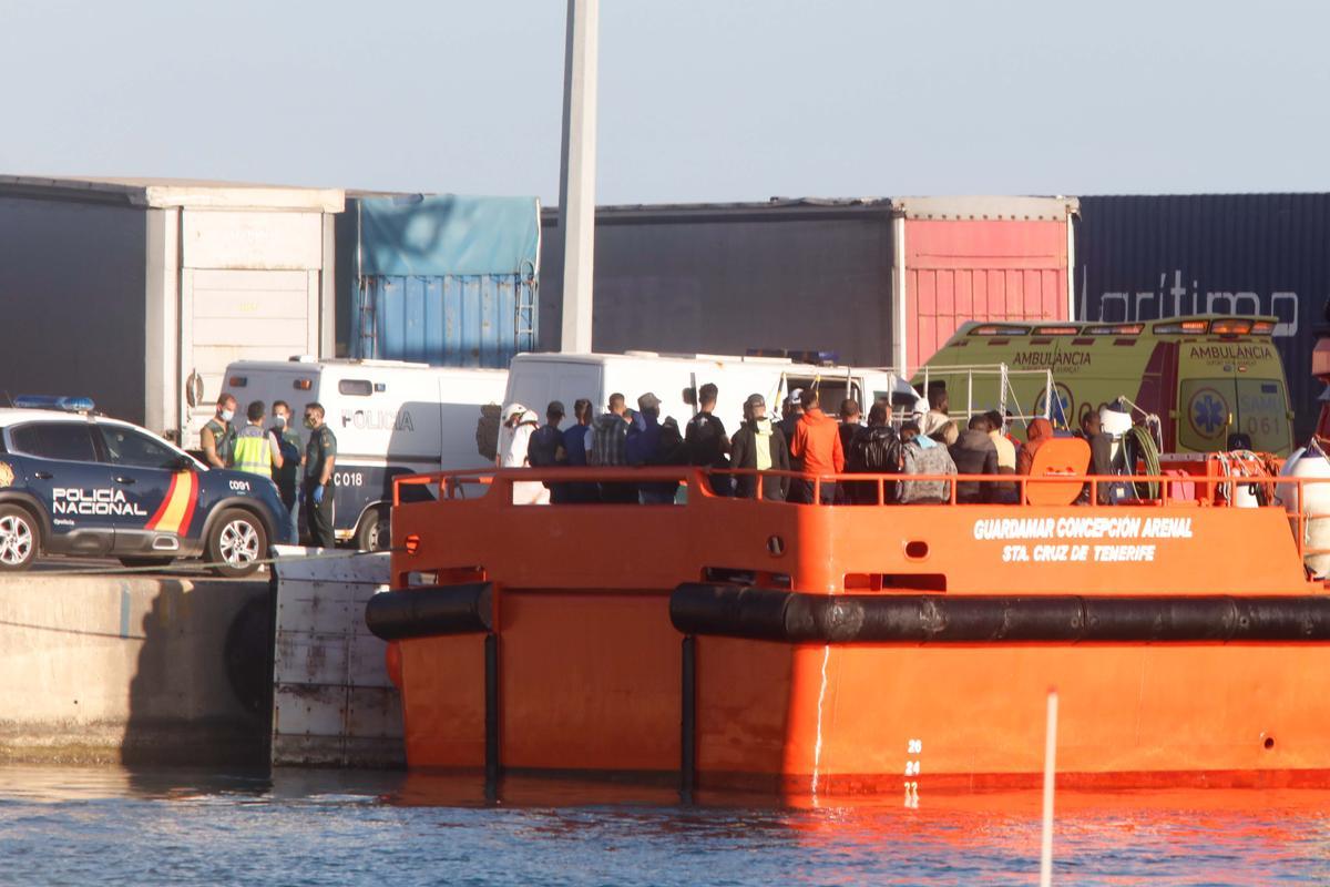 Muere un migrante en una patera localizada al sur de Formentera