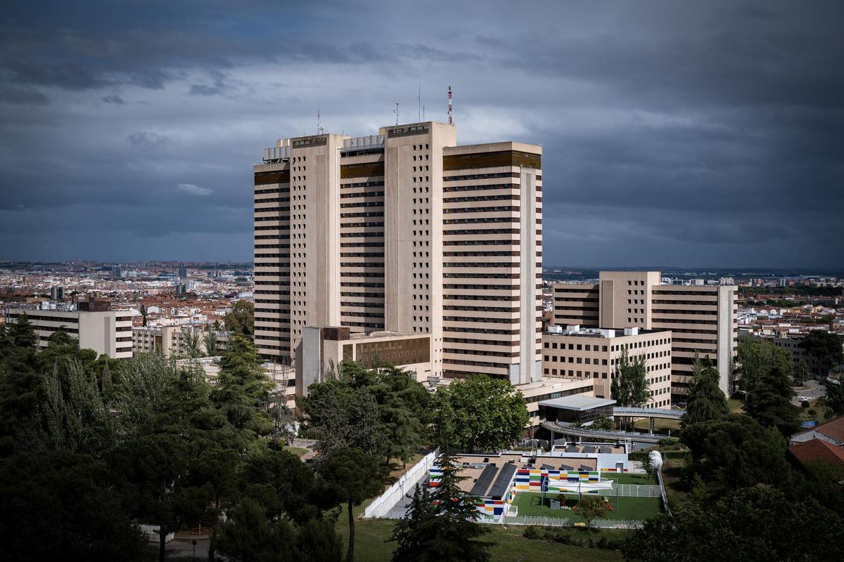 Exteriores del Hospital Central de la Defensa Gómez Ulla.