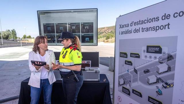 Catalunya estrena a l’AP-7 un sistema pioner per controlar irregularitats de camions i autocars