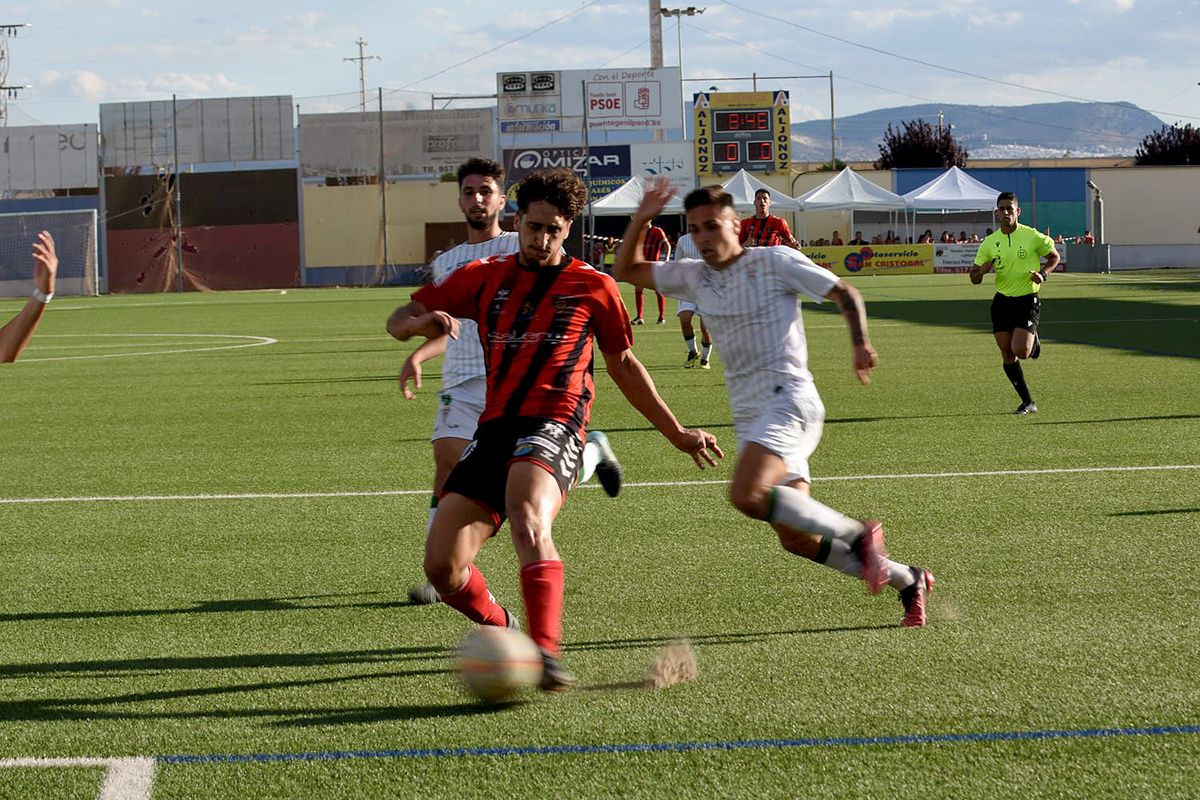 El Salerm Puente Genil-Córdoba CF B de 'play off', en imágenes