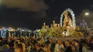 Coronación canónica de la Virgen del Carmen: tres kilómetros y medio de fervor