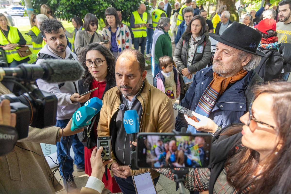 O galego inunda Santiago nun 17 de maio de reivindicación e festa: "Begoña Caamaño tería estado aquí con nós"