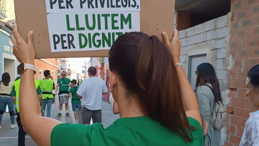 Directivas de colegios e institutos de la Ribera presentan su renuncia por los recortes y la asfixia burocrática