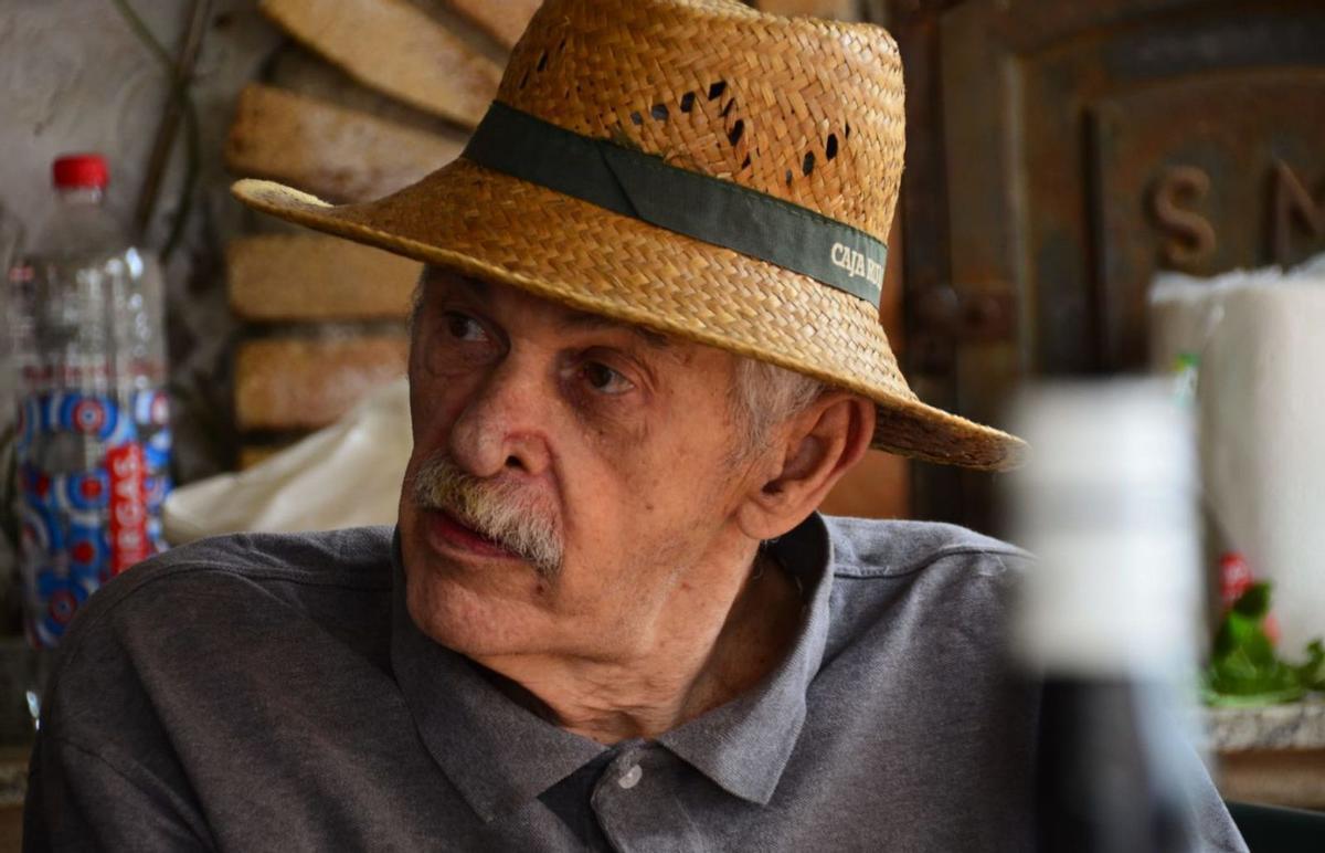 El escritor canario Ángel Sánchez. | | LP/DLP