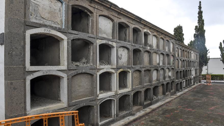 Desalojados 80 nichos de niños en San Lázaro tras ser declarados en ruina