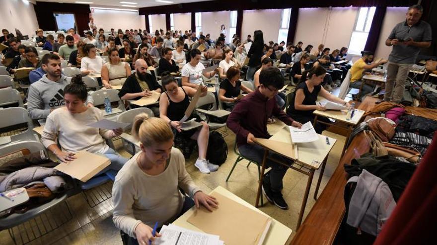 Más de 6.770 docentes solicitan cambiar de plaza y uno de cada tres lo consigue