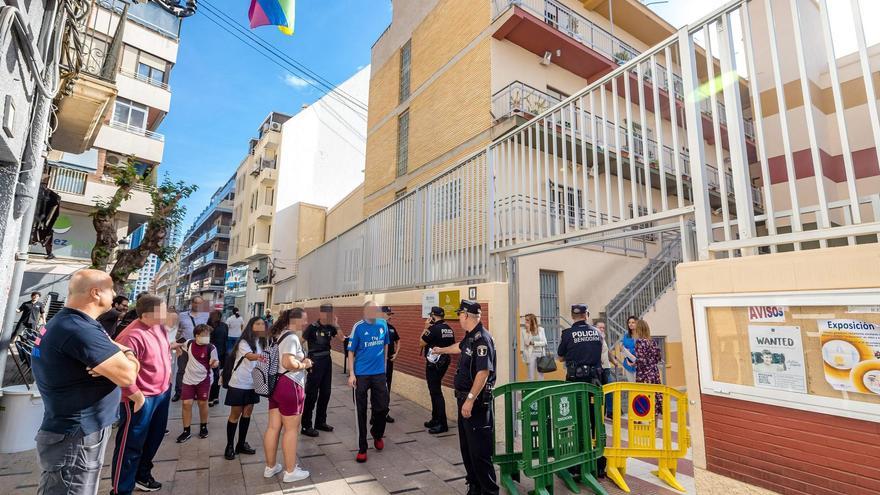 Desalojados 500 niños de un colegio de Benidorm por una fuga de gasoil