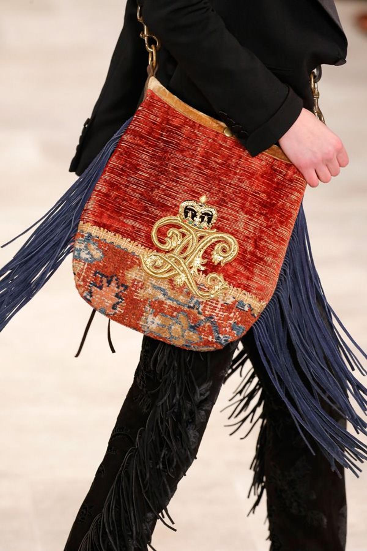 Bolso joya de Ralph Lauren en New York Fashion Week