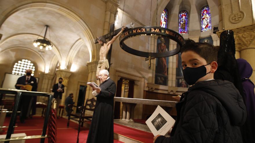 Semana Santa de Gijón: Los niños, protagonistas en el Vía Crucis del Viernes Santo