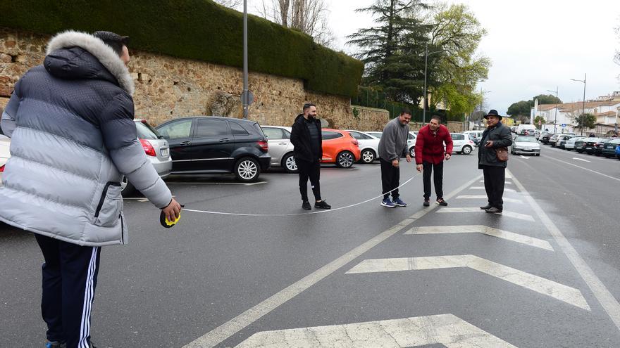 El cambio del mercadillo de Plasencia no irá a pleno este mes