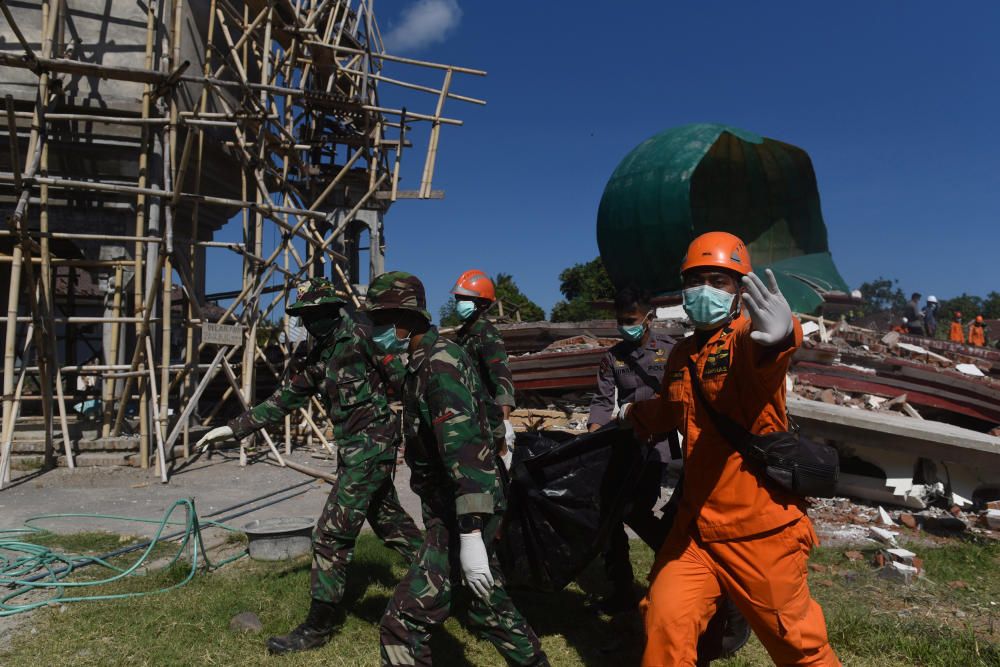 Terratrèmol a l'illa de Lombok a Indonèsia