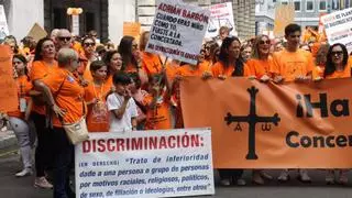 El Principado abona los sueldos de la concertada: los docentes cuentan con un empleador, los colegios; y un pagador, la Administración