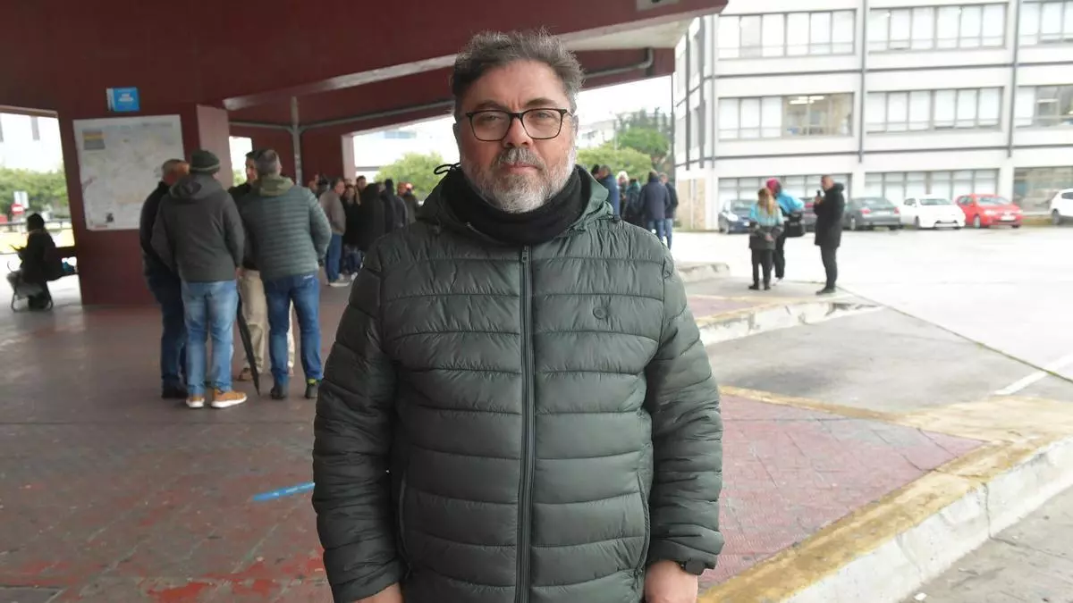Ernesto López, sindicalista de Transportes: "Hai marxe para levantar a folga de buses da Coruña esta mesma semana"
