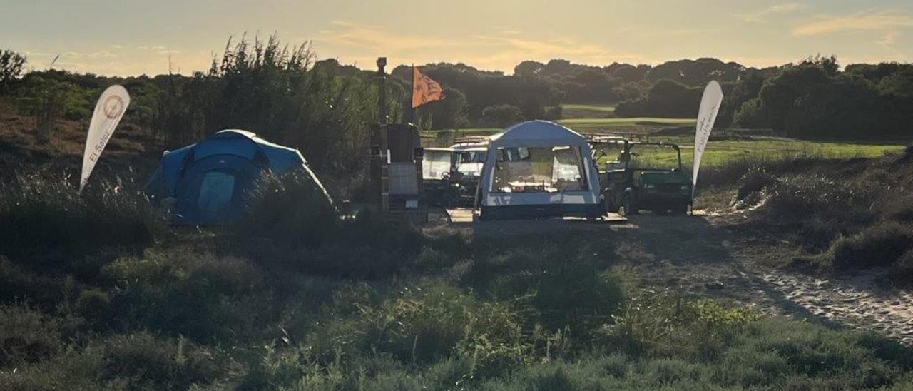 Vista del campamento, vigilado las 24 horas del día.