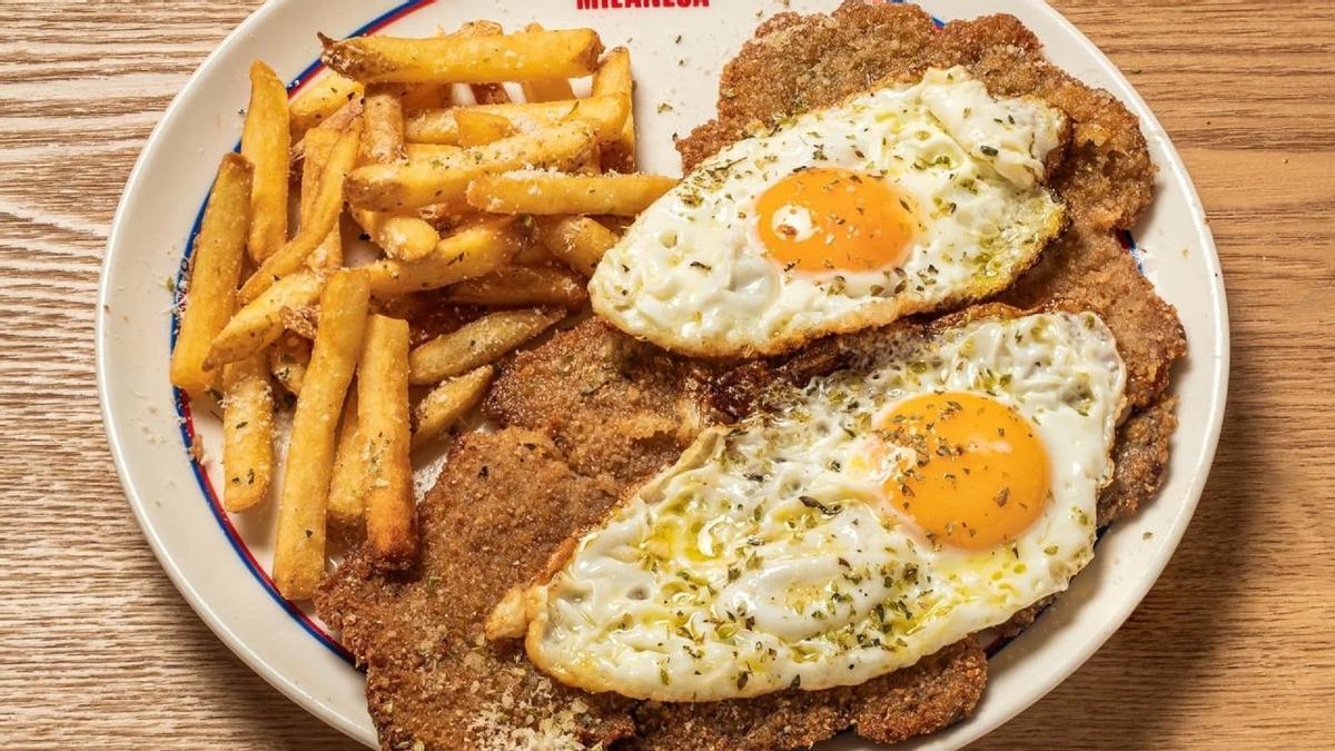Milanesa 'A Caballo' de Berto's Milanesa