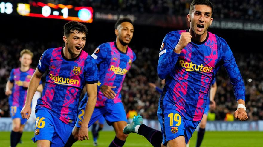 Un Barça superior deixa escapar viu el Nàpols del Camp Nou (1-1)